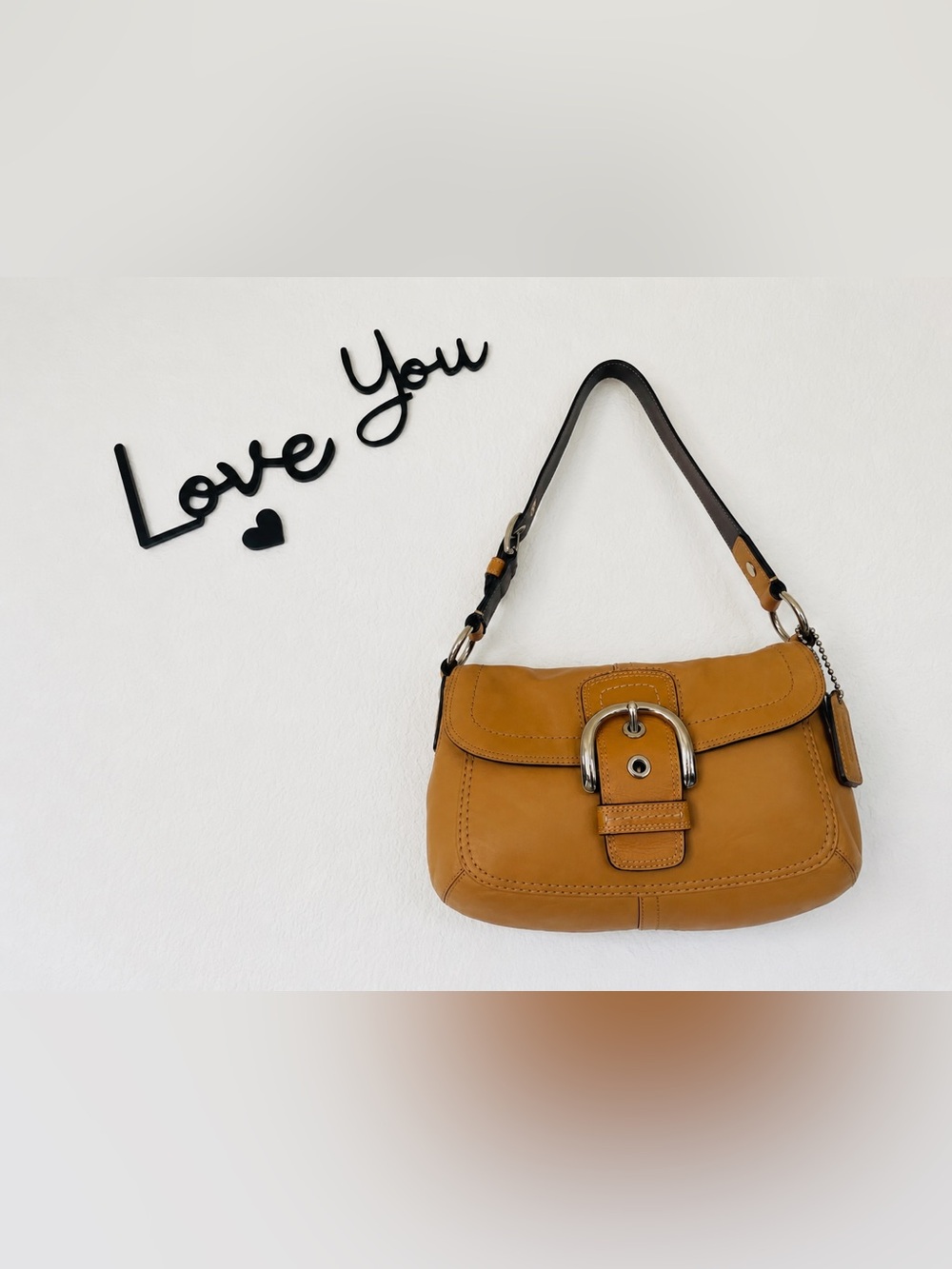 ✨ Authentic Coach Soho Leather Shoulder Bag ✨vintage